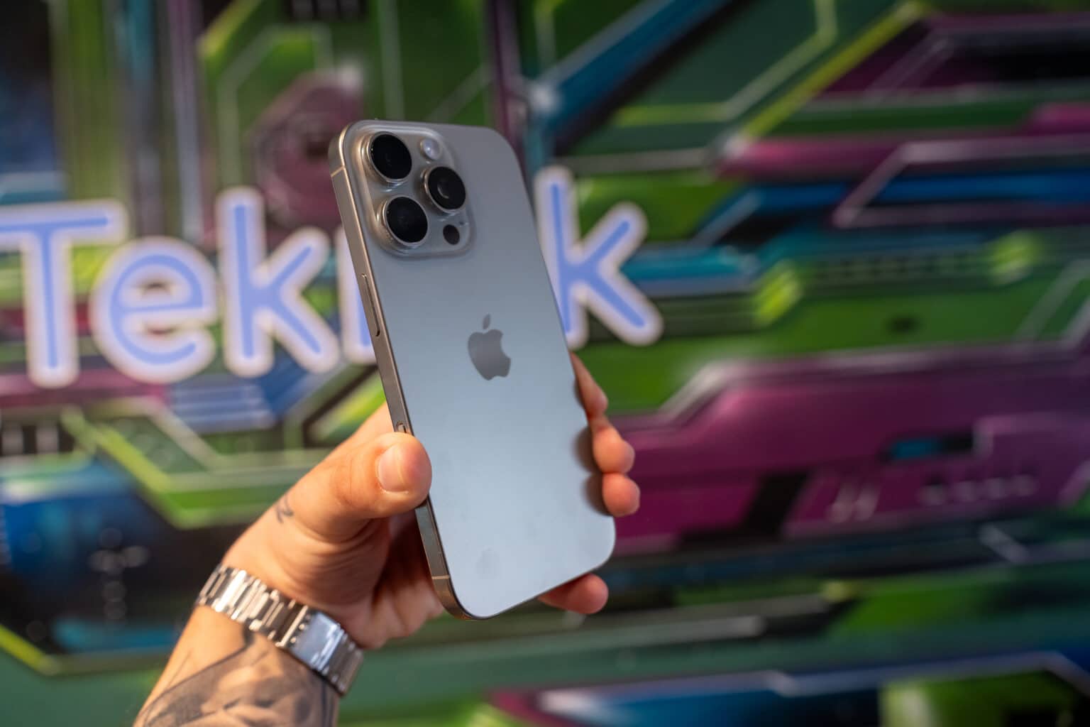 iPhone 17 Air bagside